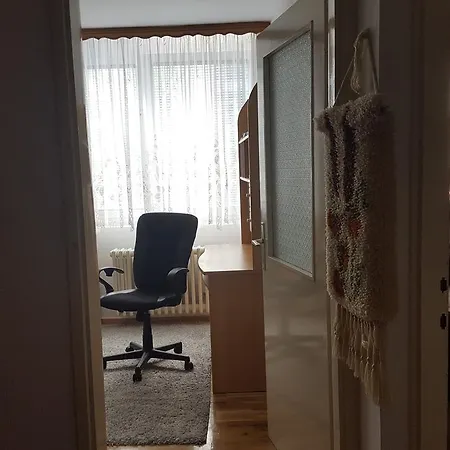 Apartment Zenica ゼニツァ